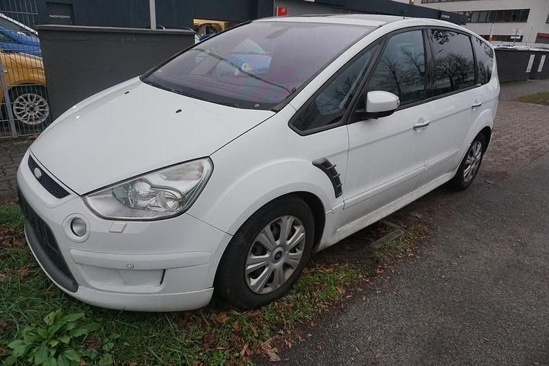 Gebraucht Ford S-MAX S 175 PS (128 kW) 2009 Weiß Van / Kleinbus