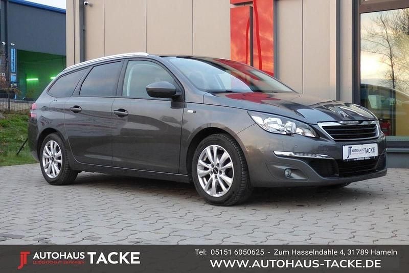 Gebraucht Peugeot 308 SW Style 110 PS (80 kW) 2017 Lackierung platiniumgrau/lackierung Kombi