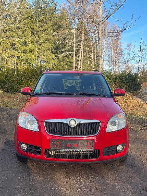 Gebraucht Skoda Fabia Classic 86 PS (63 kW) 2009 Rot Kombi