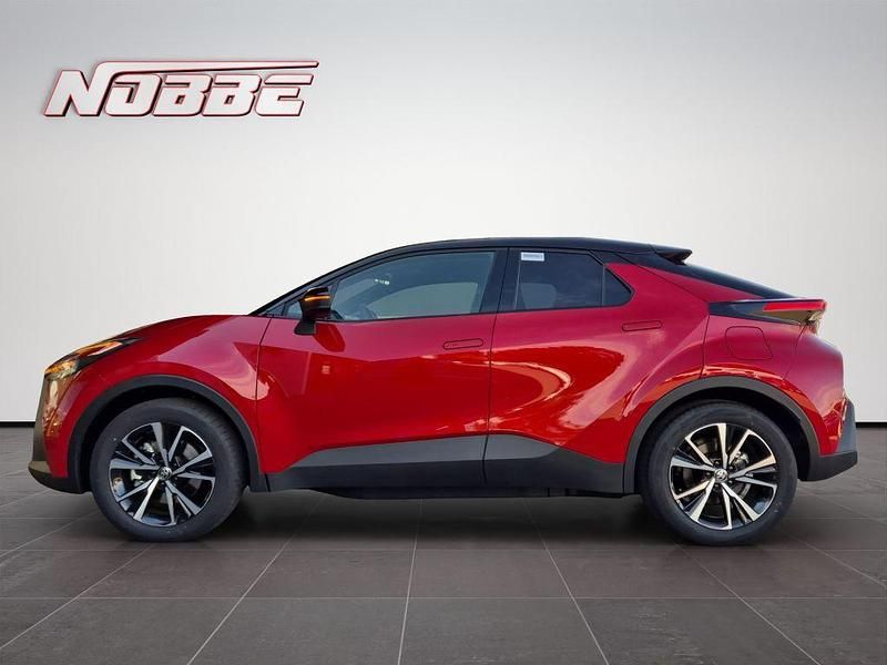 Neu Toyota C-HR Team 223 PS (164 kW) 2025 Karminarot mica / dach schwarz SUV