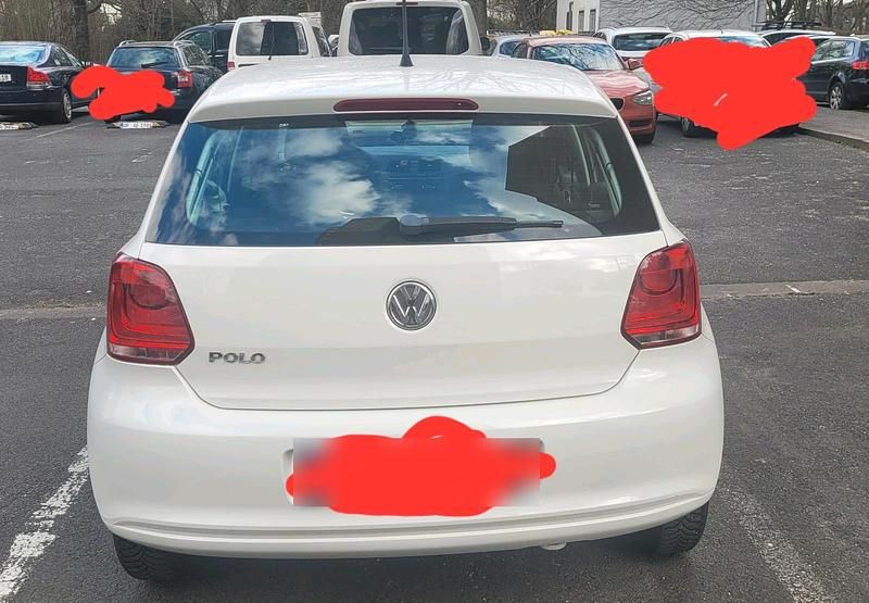 Gebraucht VW Polo 60 PS (44 kW) 2013 Weiß Kleinwagen