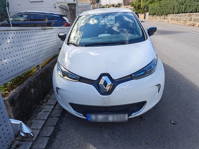 Gebraucht Renault Zoe 42 kW (58 PS) 2016 Weiß Kleinwagen
