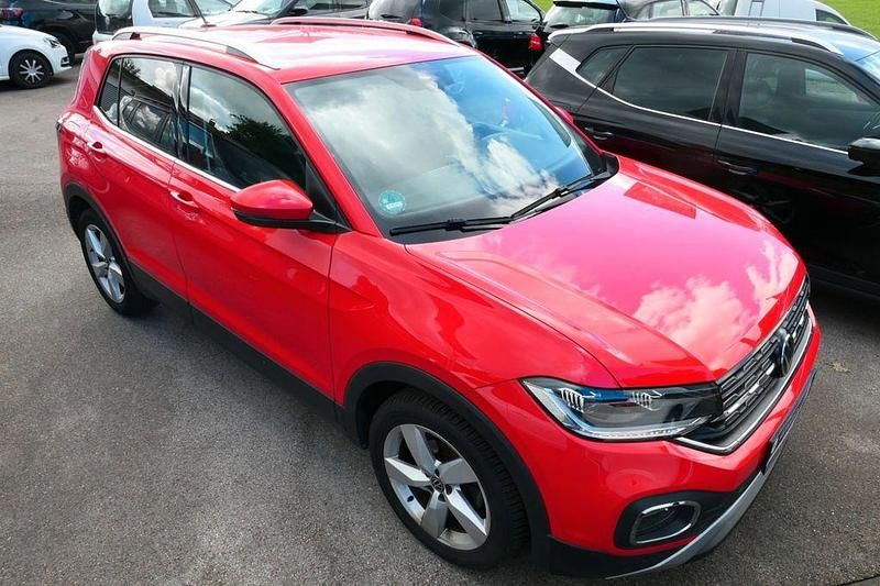 Gebraucht VW T-Cross Style 110 PS (80 kW) 2021 Flashrot SUV
