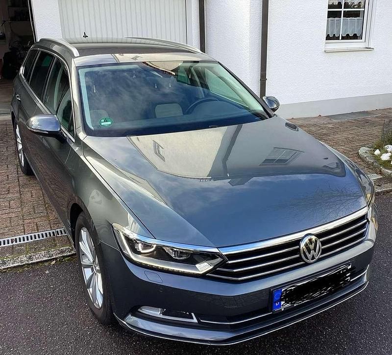 Gebraucht VW Passat Highline 220 PS (161 kW) 2015 Grau Kombi