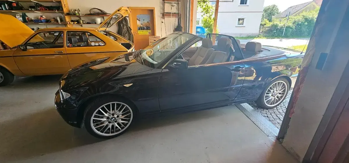 Gebraucht BMW 325 Cabriolet 192 PS (141 kW) 2003 Blau Cabrio