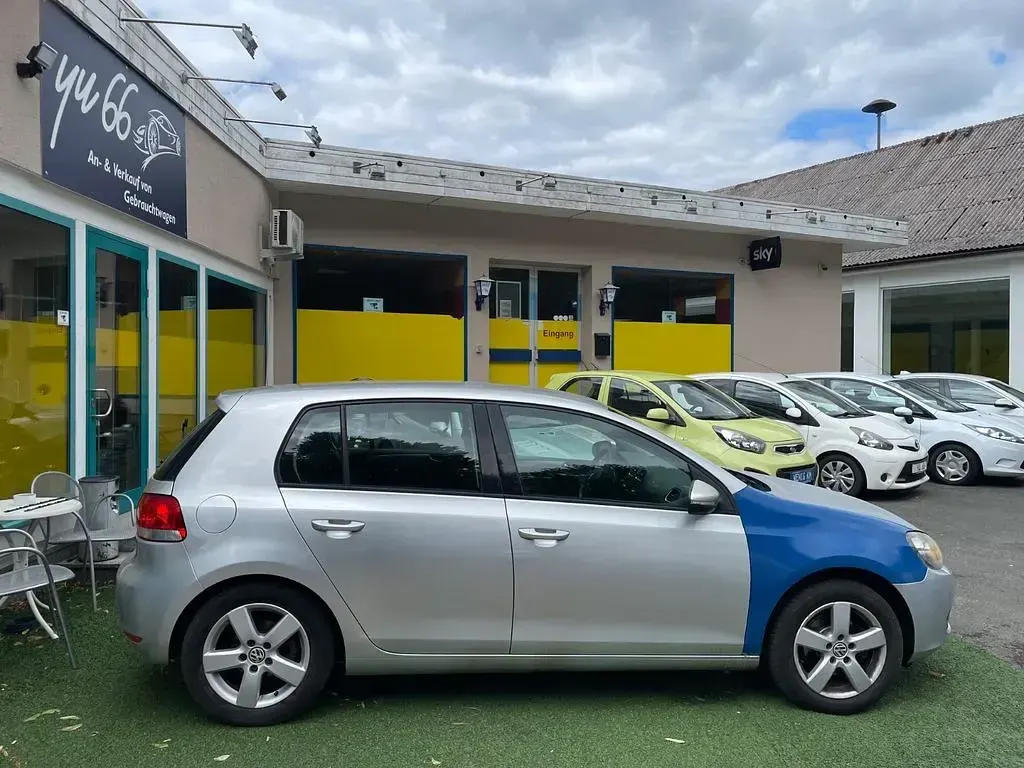 Gebraucht VW Golf VI Trendline 80 PS (58 kW) 2009 Silber Kleinwagen
