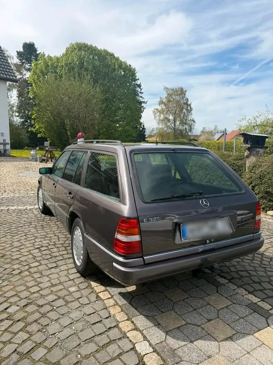 Gebraucht Mercedes 320 185 PS (136 kW) 1995 Kombi