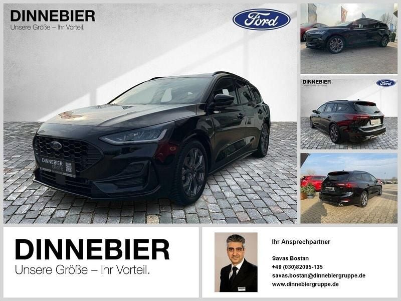Schwarz (metallic) Gebraucht 2023 Ford Focus ST-Line Kombi | 21.080 € (Superpreis) - Bild 1/4