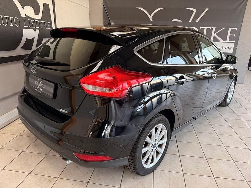 Gebraucht Ford Focus Titanium 150 PS (110 kW) 2017 Schwarz Limousine