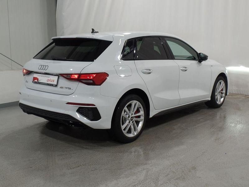 Gebraucht Audi A3 S-Line 245 PS (180 kW) 2022 Weiß Limousine