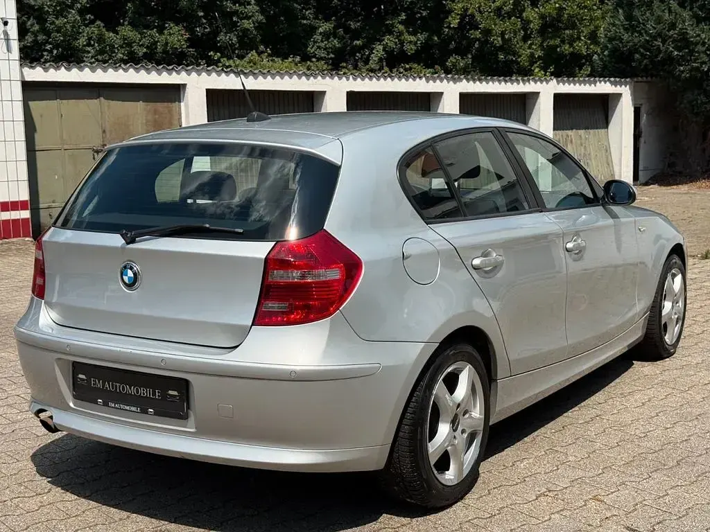 Gebraucht BMW 116 Advantage 122 PS (89 kW) 2009 Silber Kleinwagen