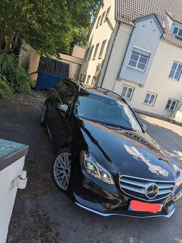 Schwarz Gebraucht 2014 Mercedes E350 Avantgarde Kombi | 17.500 € (Superpreis) - Bild 1/4