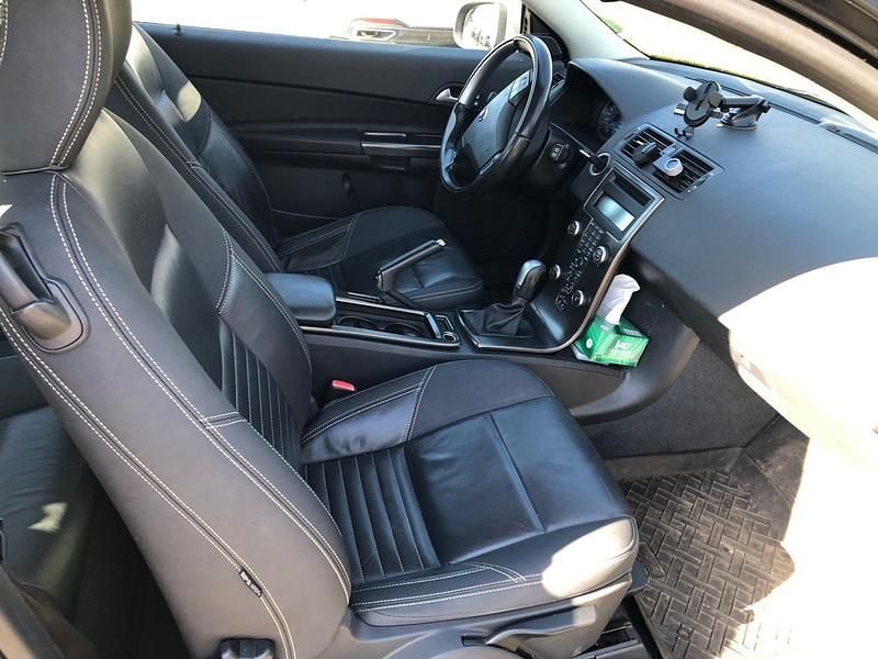 Gebraucht Volvo C30 115 PS (84 kW) 2012 Schwarz Kleinwagen