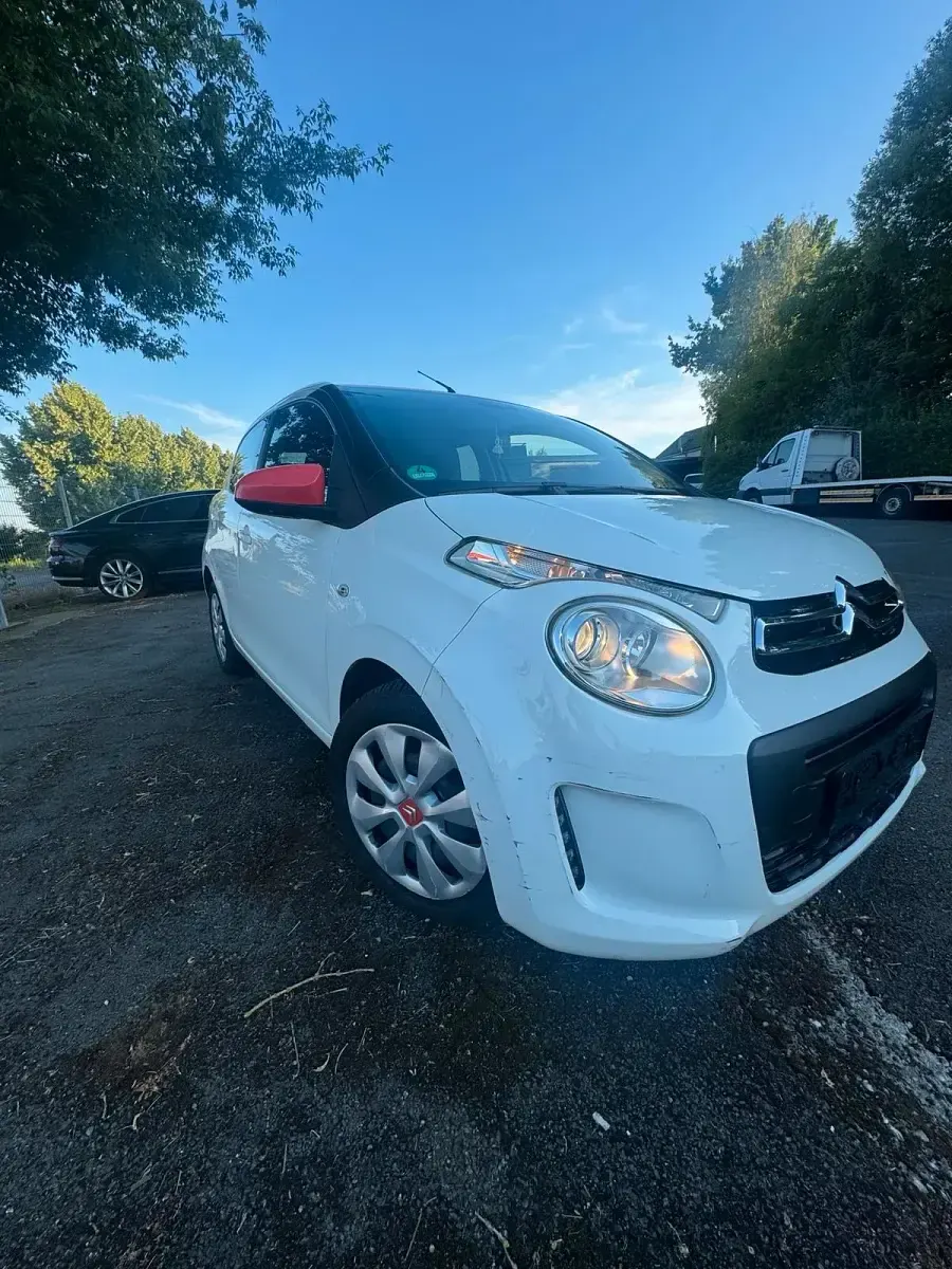 Gebraucht Citroën C1 69 PS (50 kW) 2016 Weiß Kleinwagen