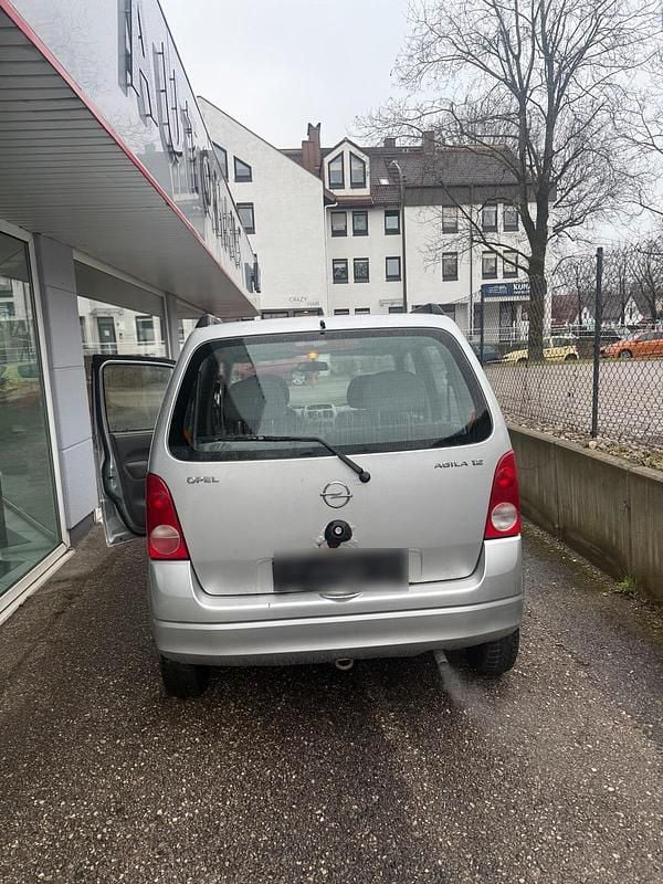 Gebraucht Opel Agila 60 PS (44 kW) 2002 Grau Van / Kleinbus