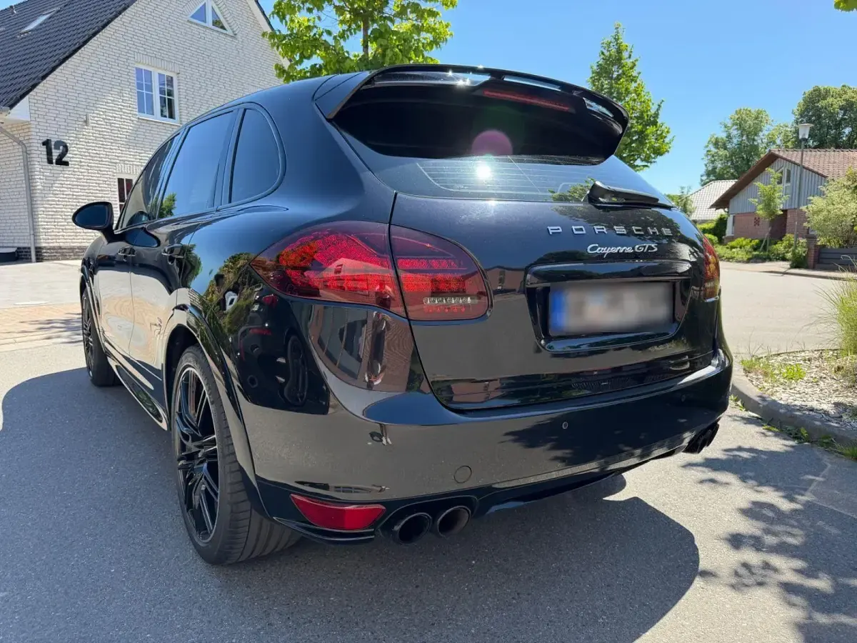 Gebraucht Porsche Cayenne GTS 420 PS (308 kW) 2012 Schwarz SUV