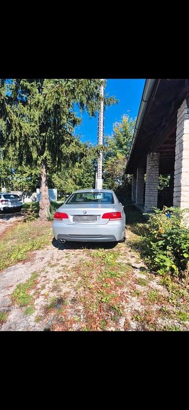Gebraucht BMW 325 218 PS (160 kW) 2008 Silber Coupé