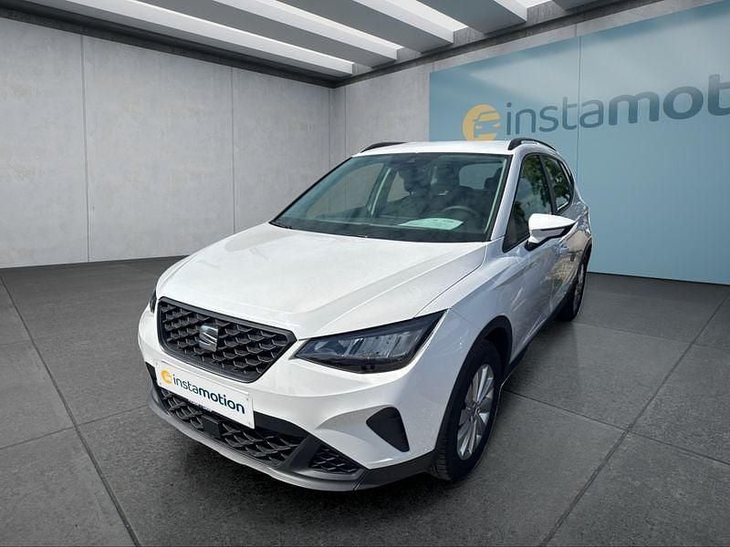 Weiß Gebraucht 2024 Seat Arona Style SUV | 18.249 € (Guter Preis) - Bild 1/4