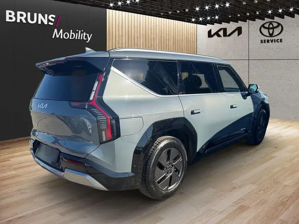 Gebraucht Kia EV9 Comfort 283 kW (385 PS) 2025 Grün SUV