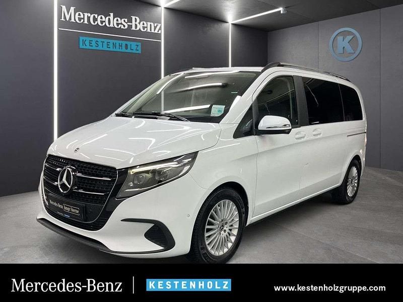 Weiß Gebraucht 2024 Mercedes V300 Style Van / Kleinbus | 67.490 € (Superpreis) - Bild 1/4