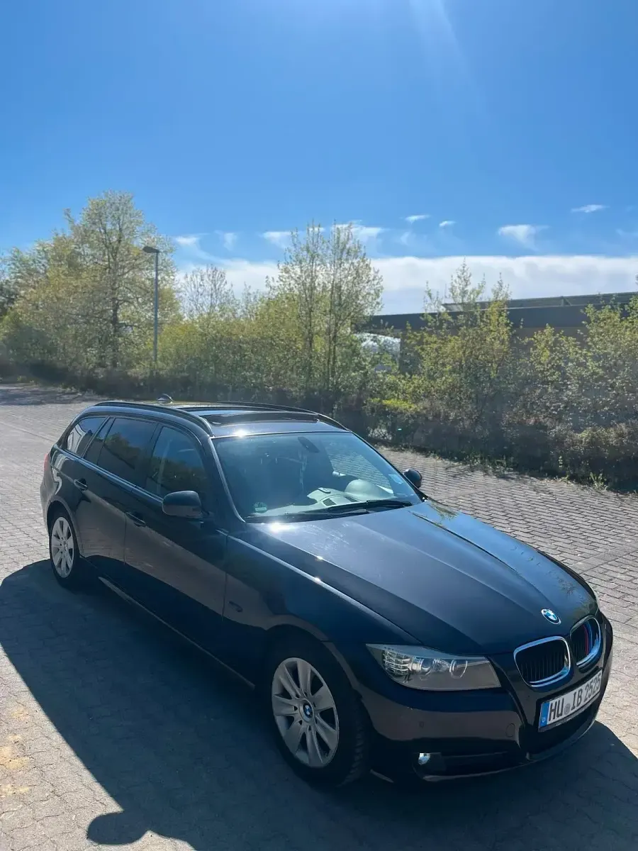 Gebraucht BMW 318 143 PS (105 kW) 2012 Kombi