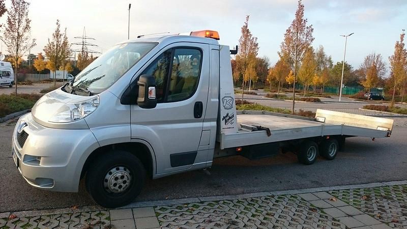 Silber Gebraucht 2007 Peugeot Boxer Van | 23.999 € - Bild 1/4