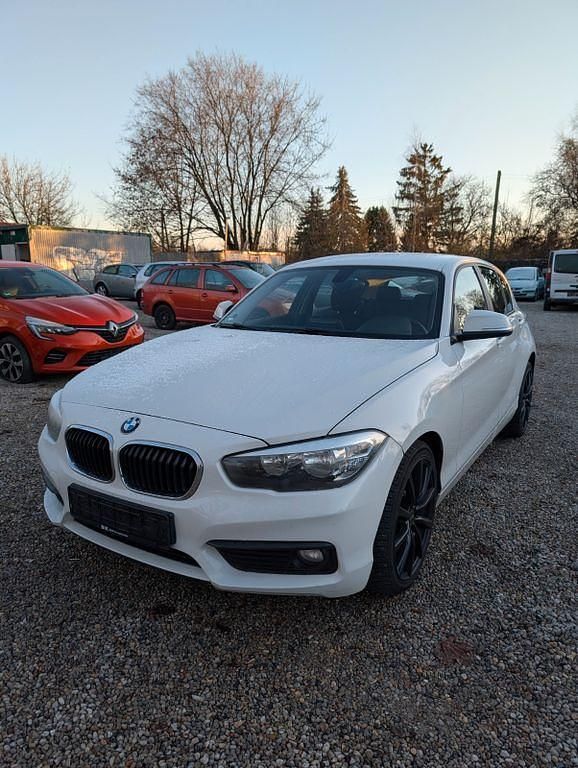 Gebraucht BMW 116 Advantage 109 PS (80 kW) 2016 Weiß Kleinwagen