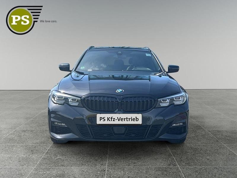 Gebraucht BMW 330 M Sport 258 PS (189 kW) 2021 Schwarz Kombi