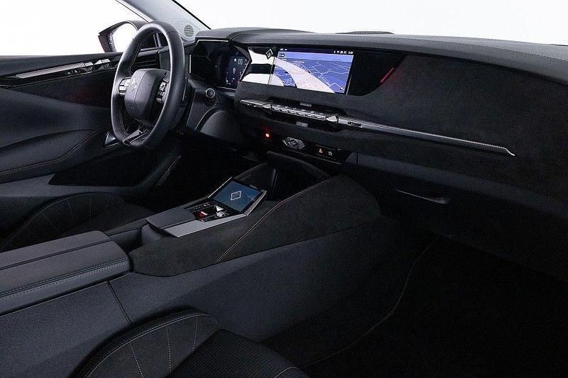 Gebraucht DS Automobiles DS4 Performance 181 PS (133 kW) 2024 Rot Limousine