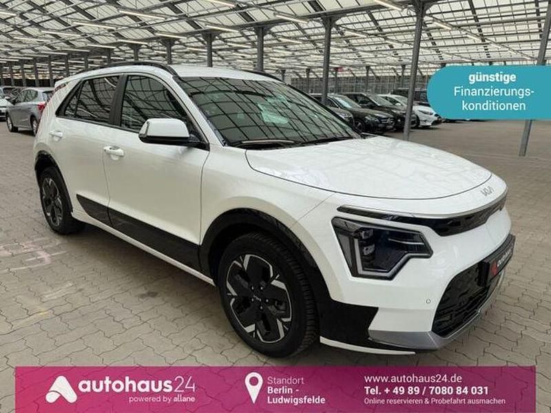 Weiß Gebraucht 2023 Kia e-Niro Vision SUV | 26.190 € (Guter Preis) - Bild 1/4