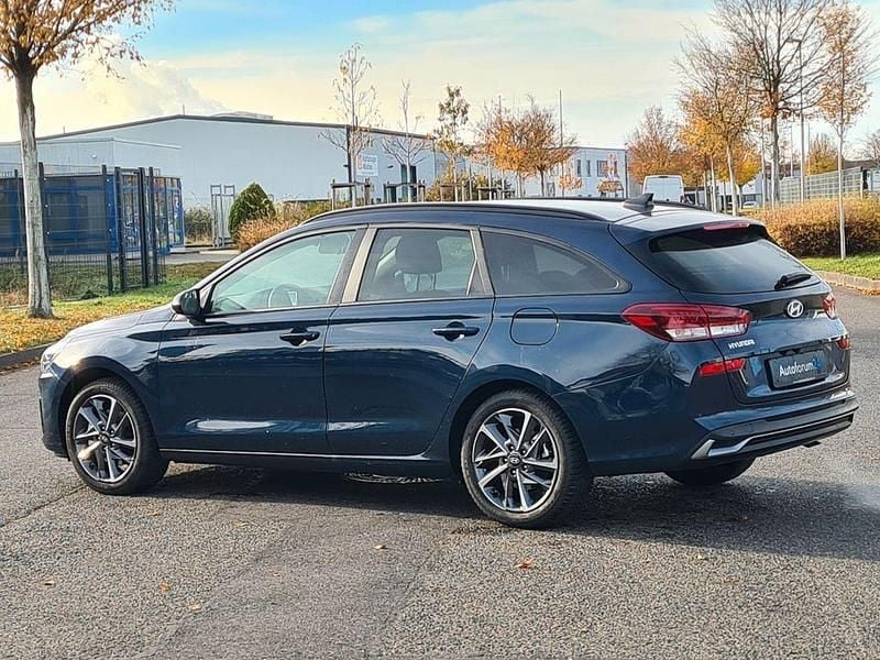 Gebraucht Hyundai i30 Advantage 101 PS (74 kW) 2025 Blau Kombi