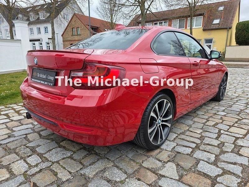 Gebraucht BMW 228 Sport Line 245 PS (180 kW) 2016 Rot Coupé