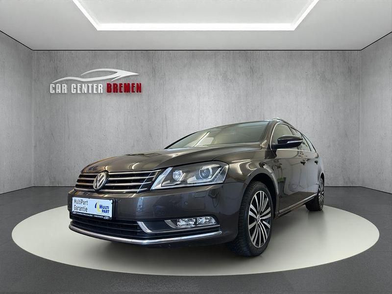 Schwarz Gebraucht 2011 VW Passat Kombi | 6.898 € (Guter Preis) - Bild 1/4