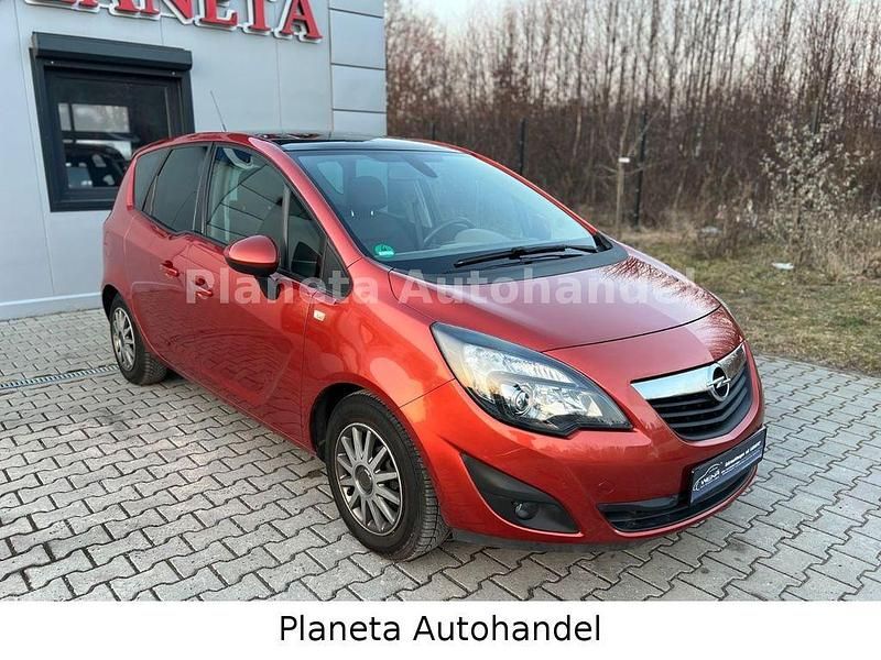 Gebraucht Opel Meriva Design Edition 120 PS (88 kW) 2011 Orange Van / Kleinbus