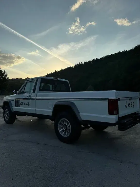 Gebraucht Jeep Comanche 116 PS (85 kW) 1986 Weiß Pickup