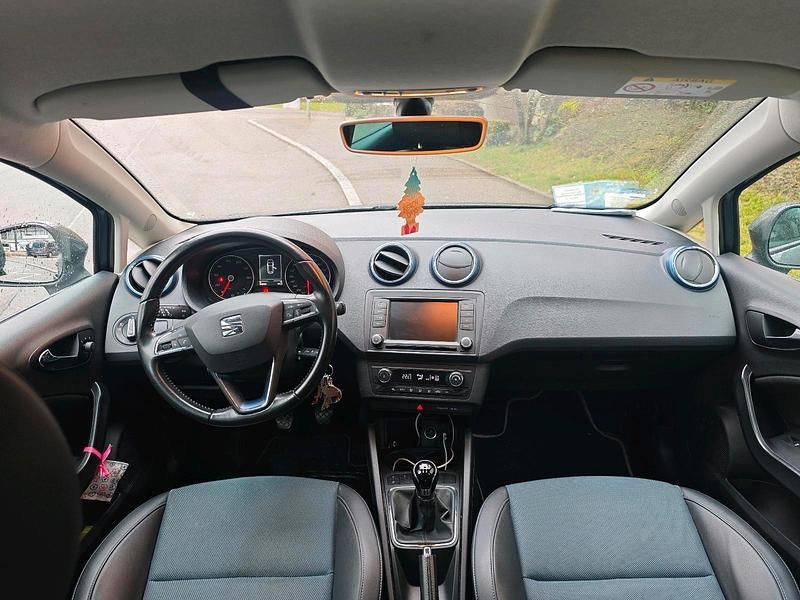 Gebraucht Seat Ibiza 90 PS (66 kW) 2016 Grau Limousine