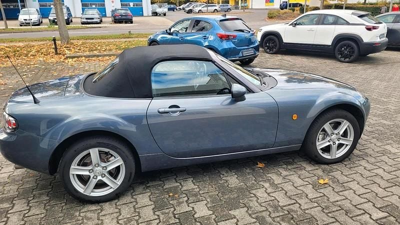 Gebraucht Mazda MX5 126 PS (92 kW) 2006 Grau Cabrio