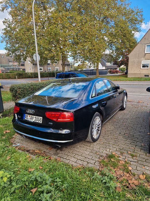 Gebraucht Audi A8 Sport 371 PS (272 kW) 2010 Schwarz Limousine