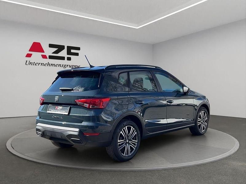 Gebraucht Seat Arona Style 116 PS (85 kW) 2025 Fiord blau / midnight schwarz SUV