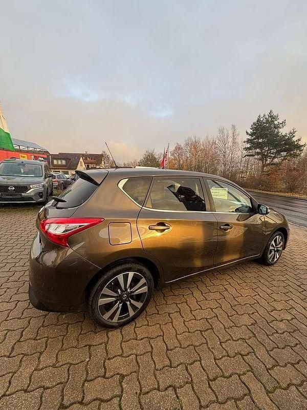 Gebraucht Nissan Pulsar N-Connecta 116 PS (85 kW) 2016 Bronze metallic Kleinwagen