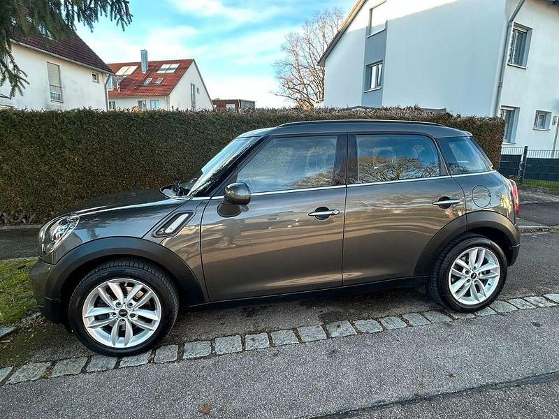 Grau Gebraucht 2014 Mini Countryman SUV | 10.950 € (Fairer Preis) - Bild 1/4