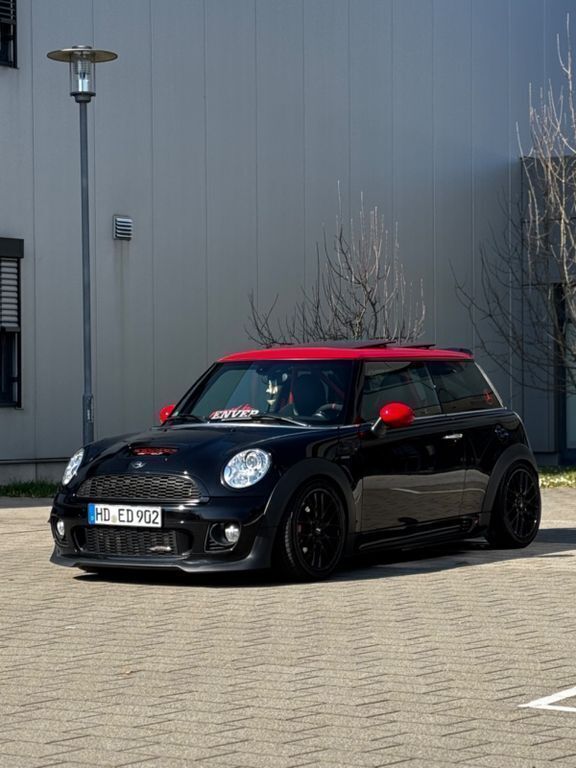 Schwarz Gebraucht 2012 Mini John Cooper Works Kleinwagen | 14.000 € (Fairer Preis) - Bild 1/4