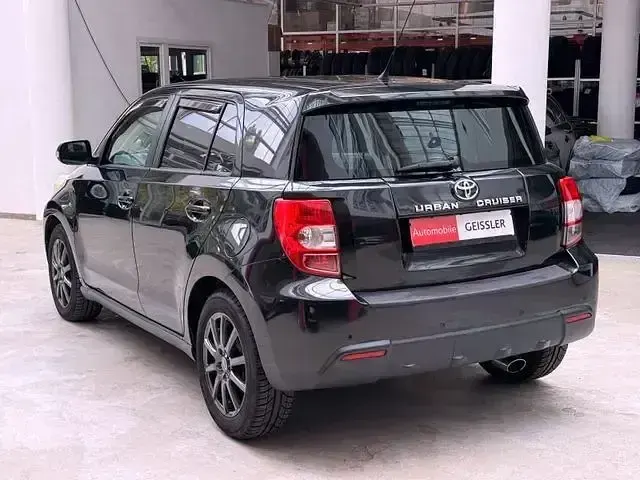 Gebraucht Toyota Urban Cruiser 101 PS (74 kW) 2009 Schwarz Kleinwagen