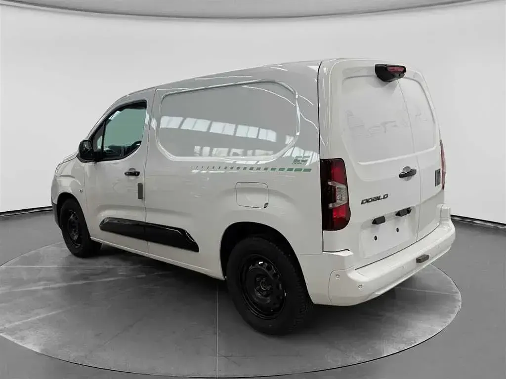 Neu Fiat Doblò Anniversary 131 PS (96 kW) 2026 Weiß Van / Kleinbus