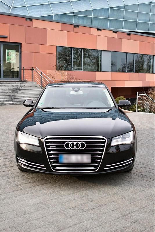 Gebraucht Audi A8 Comfort 252 PS (185 kW) 2010 Schwarz Limousine
