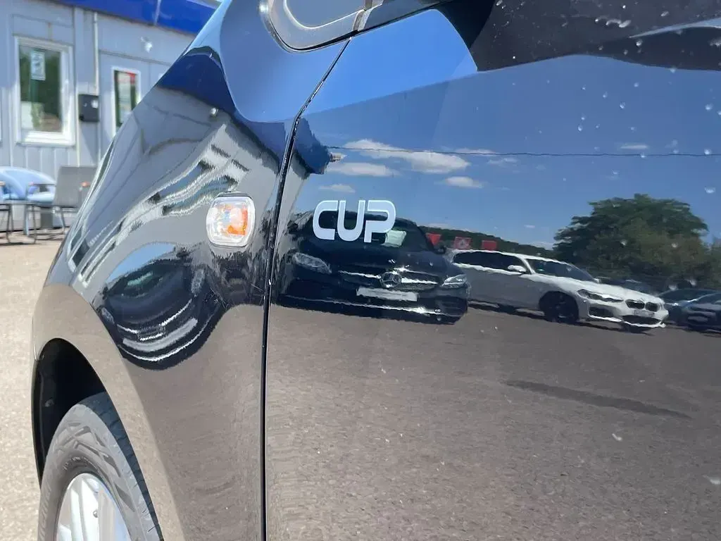 Gebraucht VW up! Cup 60 PS (44 kW) 2014 Schwarz Kleinwagen