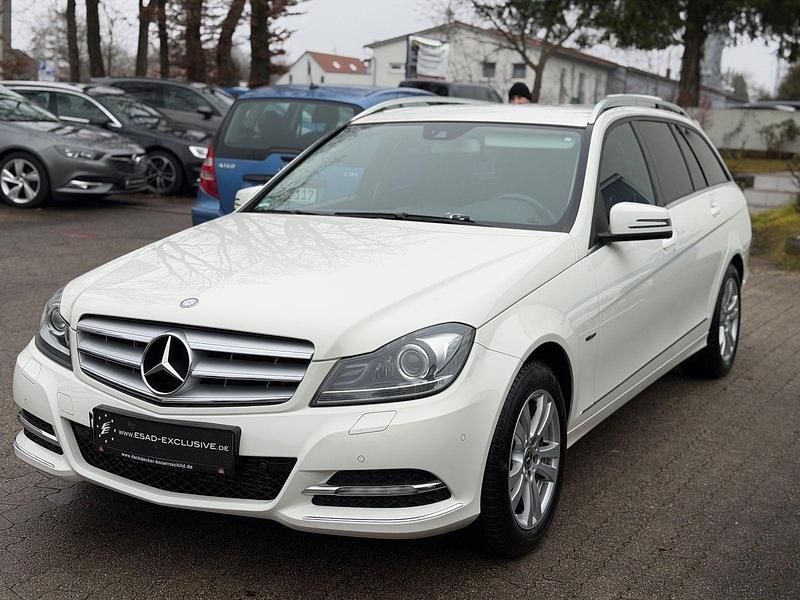 Gebraucht Mercedes C180 Avantgarde 156 PS (114 kW) 2011 Weiß Kombi