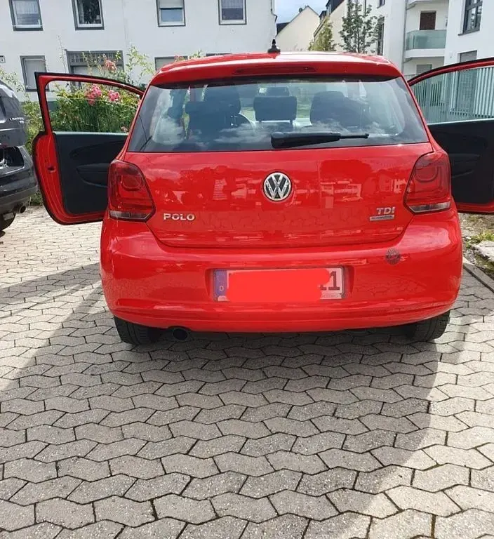 Gebraucht VW Polo Comfortline 90 PS (66 kW) 2012 Rot Kleinwagen
