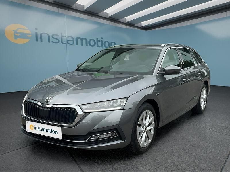 Grau Gebraucht 2022 Skoda Octavia Kombi | 21.449 € (Guter Preis) - Bild 1/4