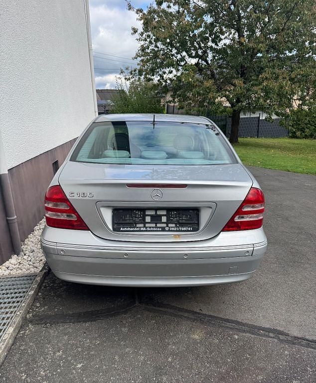 Gebraucht Mercedes C180 Elegance 129 PS (94 kW) 2000 Silber Limousine